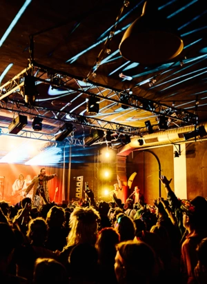 Johannes Ruppel Fotografie Mambo Kinx Maskenball 2026