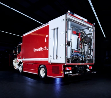 Johannes Ruppel Fotograf Imageotografie Ölspurhexe-4 Johannes Ruppel Fotograf Imageotografie Ölspurhexe-4