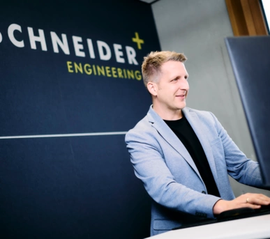 Johannes Ruppel Fotograf Imagefotografie Schneider Engineering GF Portraits-02