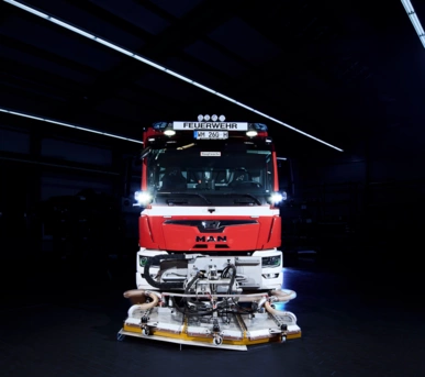 Johannes Ruppel Fotograf Imageotografie Ölspurhexe-6 Johannes Ruppel Fotograf Imageotografie Ölspurhexe-6